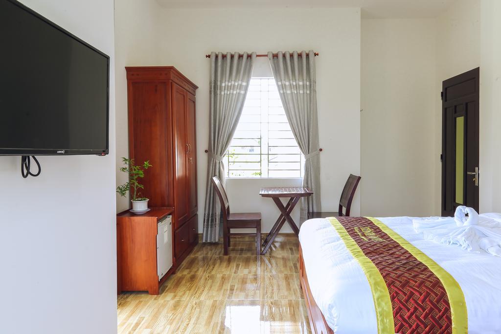 Village Love Homestay Хойан Экстерьер фото