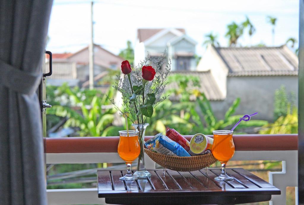 Village Love Homestay Хойан Экстерьер фото